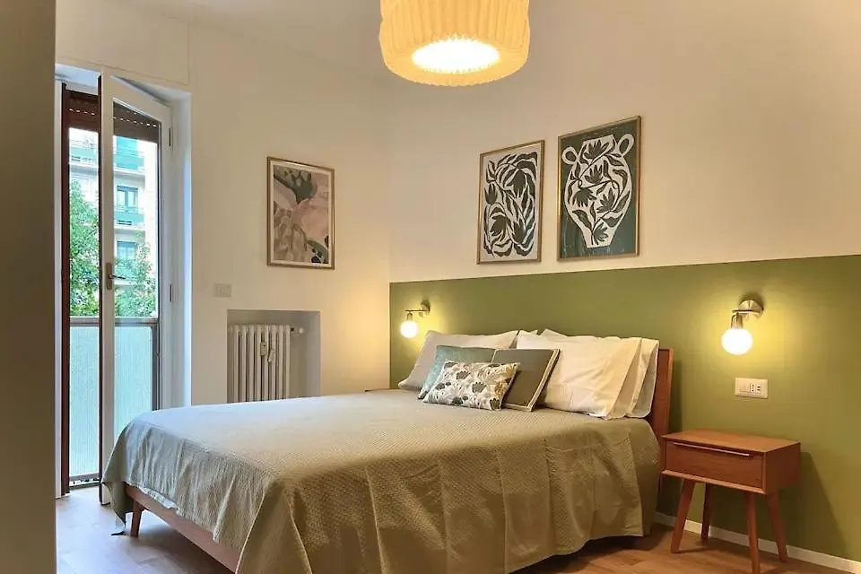 Luxury 2 Bedroom Apartament, Close To San Siro, Fiera And 10 Min Metro To Duomo Milano Italia