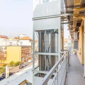 Modern In Next To Metro M5 - Sarca 73 Appartamento